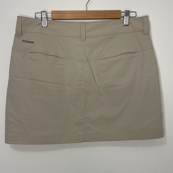Columbia Beige/Tan Skirt - Picture 6 of 10